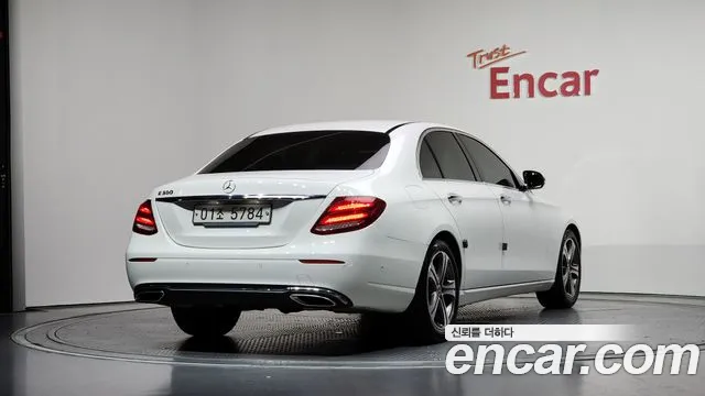 Mercedes-Benz E-Class 2019 — фото 2