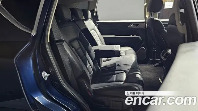 KG_Mobility_Ssangyong Rexton 2018 — фото 12