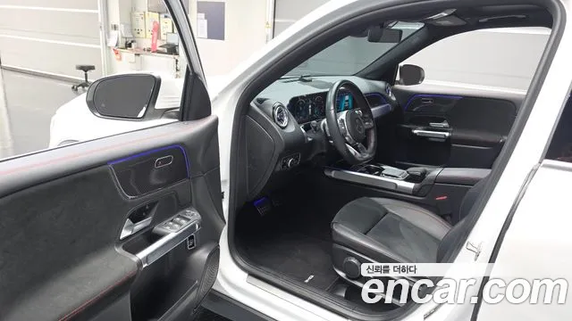 Mercedes-Benz GLB-Class 2022 — фото 13