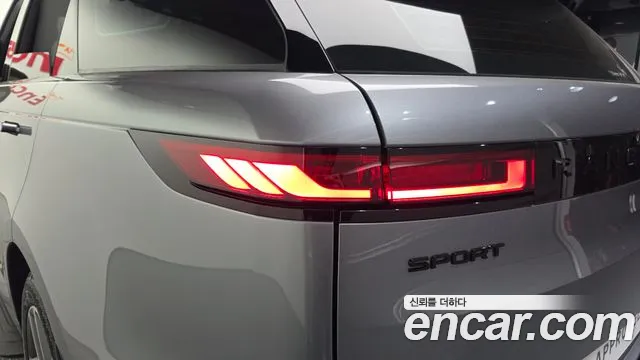 Land Rover Range Rover Sport 2025 — фото 19