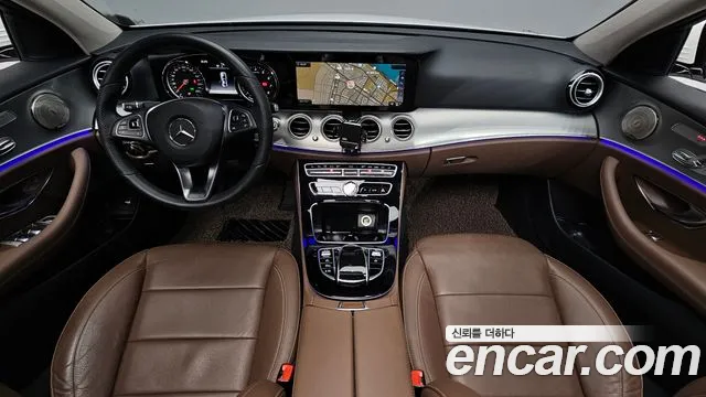 Mercedes-Benz E-Class 2018 — фото 9