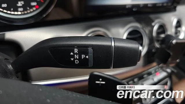 Mercedes-Benz E-Class 2018 — фото 11