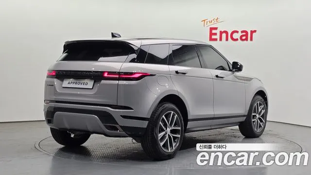 Land Rover Range Rover Evoque 2025 — фото 2