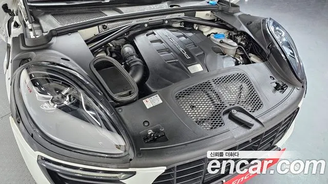 Porsche Macan 2015 — фото 6