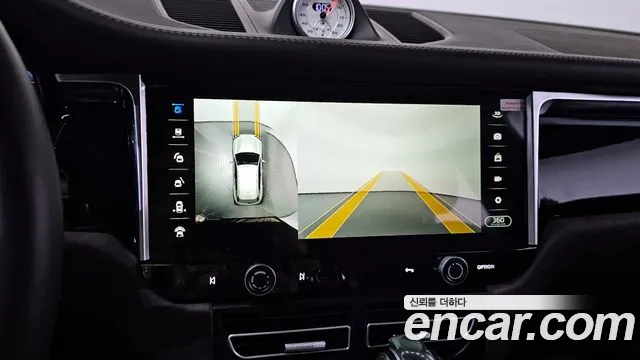 Porsche Macan 2015 — фото 15