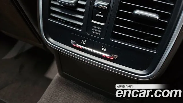 Porsche Macan 2015 — фото 18
