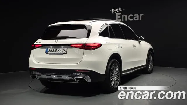 Mercedes-Benz GLC-Class 2025 — фото 2