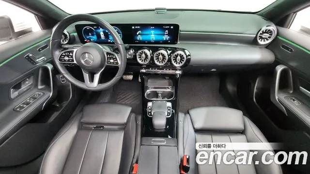 Mercedes-Benz A-Class 2020 — фото 7
