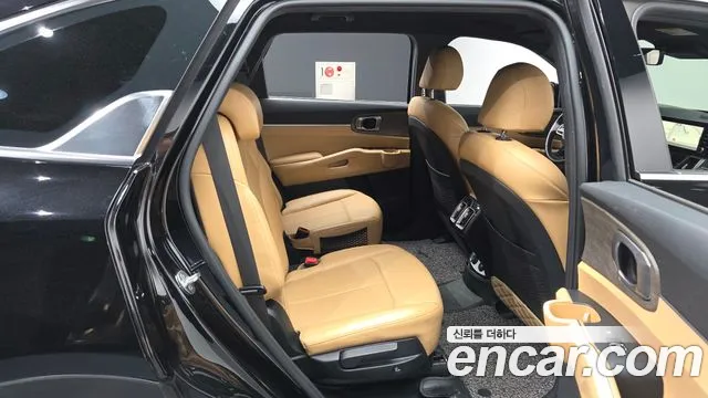 Kia Sorento 2022 — фото 18