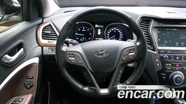 Hyundai Santafe 2017 — фото 19
