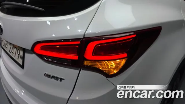 Hyundai Santafe 2017 — фото 9