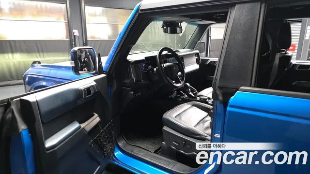 Ford Bronco 2022 — фото 13
