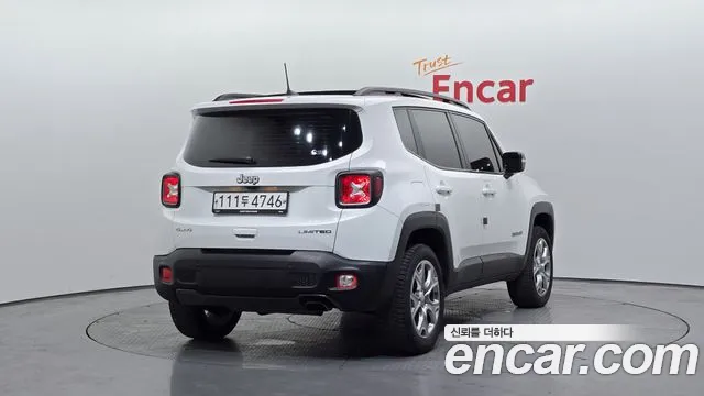 Jeep Renegade 2019 — фото 2