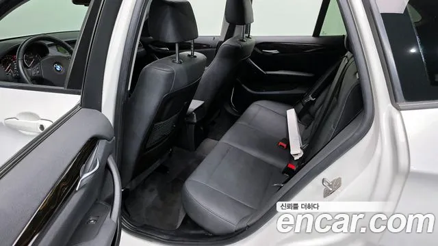 BMW X1 2011 — фото 12