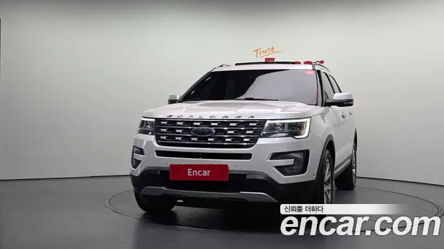 Ford Explorer 2017 — фото 3