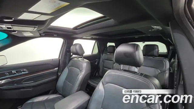 Ford Explorer 2017 — фото 11