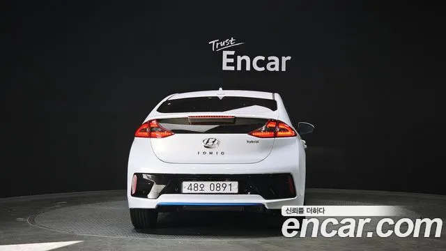 Hyundai Ioniq 2016 — фото 4