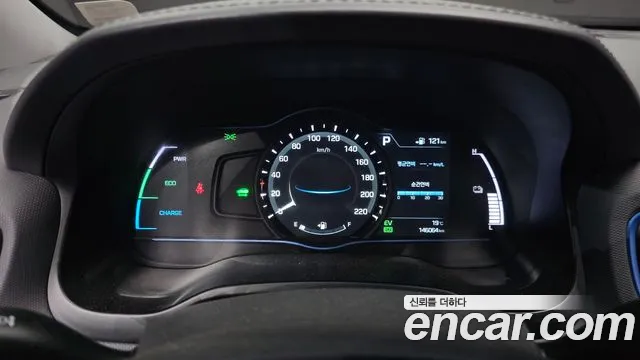 Hyundai Ioniq 2016 — фото 11