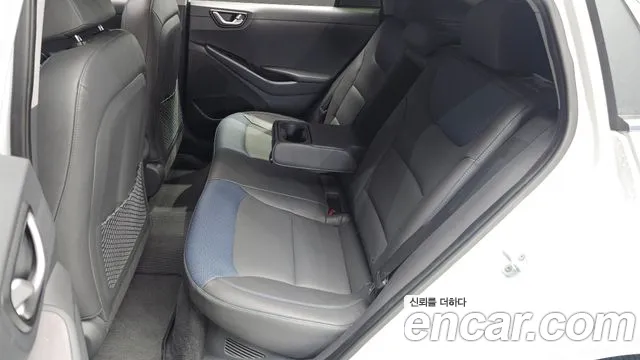 Hyundai Ioniq 2016 — фото 17