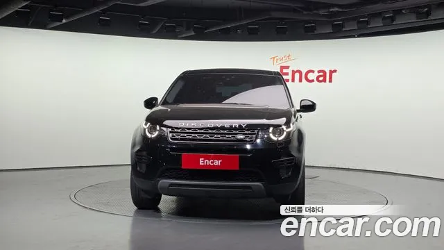 Land Rover Discovery Sport 2018 — фото 3