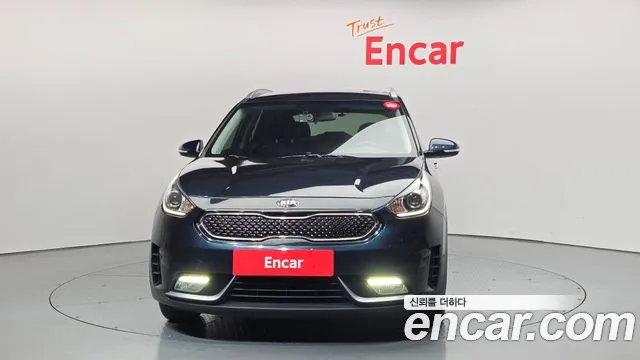 Kia Niro 2018 — фото 3