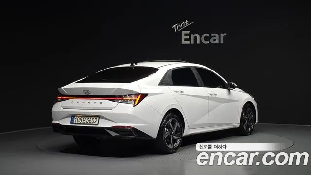 Hyundai AVANTE 2021 — фото 2