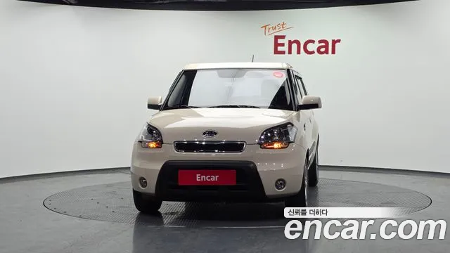Kia Soul 2010 — фото 3