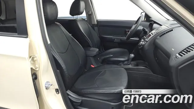 Kia Soul 2010 — фото 12