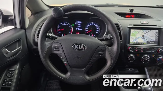 Kia K3 2015 — фото 13