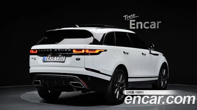 Land Rover Range Rover Velar 2022 — фото 2