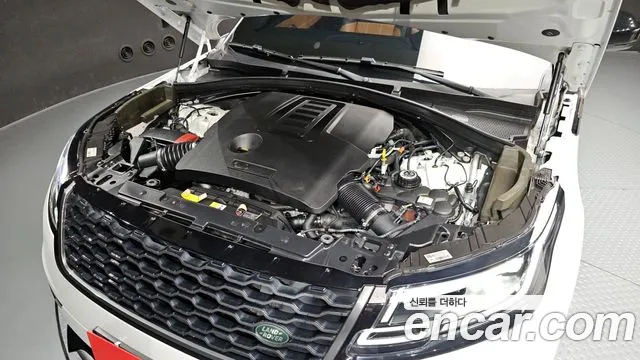 Land Rover Range Rover Velar 2022 — фото 6