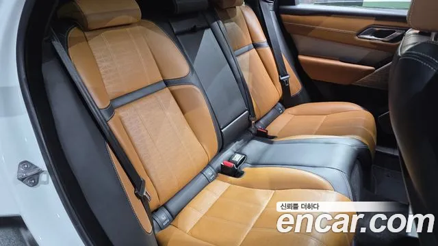 Land Rover Range Rover Velar 2022 — фото 17