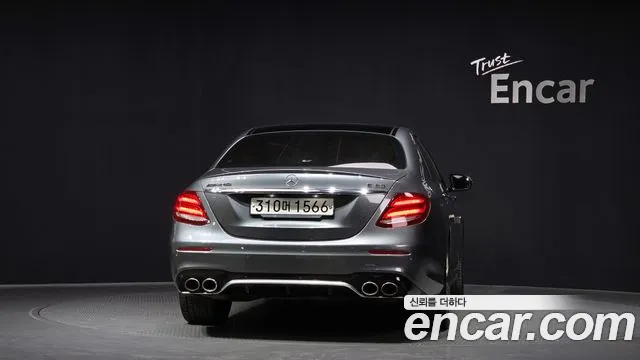 Mercedes-Benz E-Class 2019 — фото 4