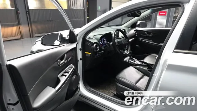 Hyundai Kona 2018 — фото 10
