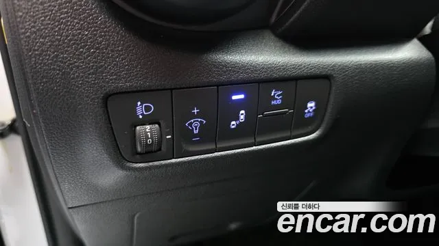 Hyundai Kona 2018 — фото 18