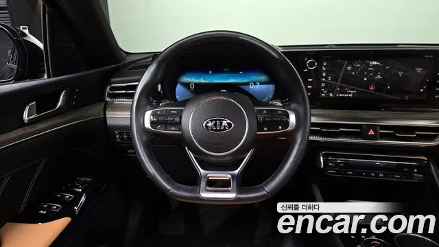 Kia K5 2021 — фото 13
