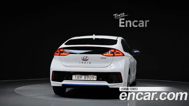 Hyundai Ioniq 2016 — фото 4