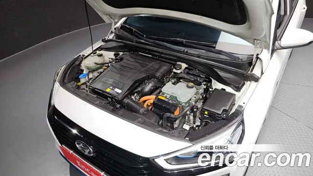 Hyundai Ioniq 2016 — фото 6