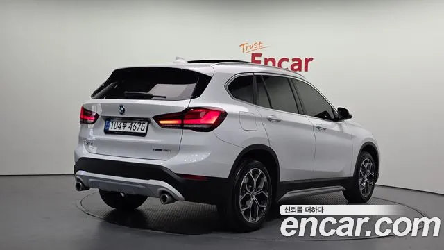 BMW X1 2022 — фото 2
