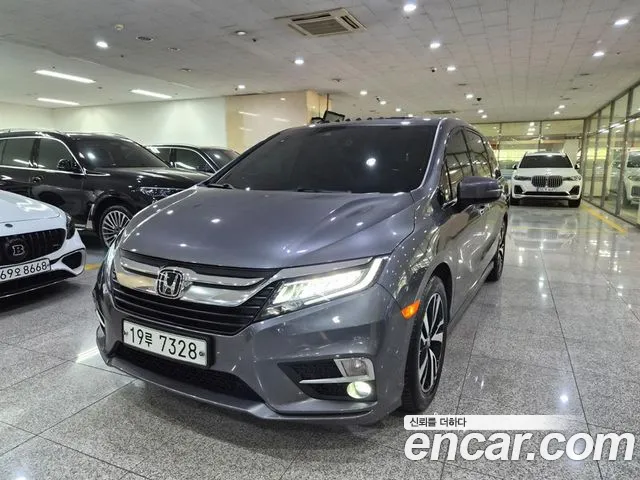 Honda Odyssey 2019 — фото 1