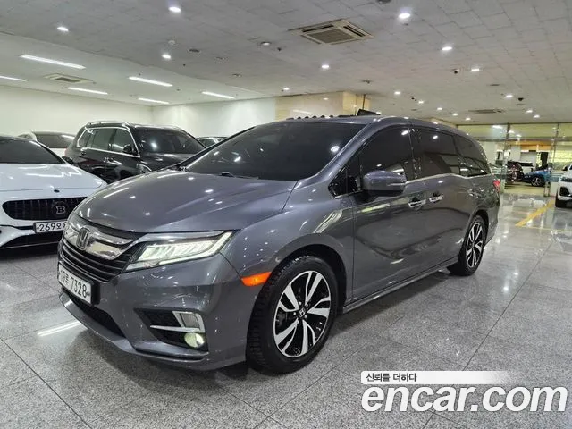 Honda Odyssey 2019 — фото 2