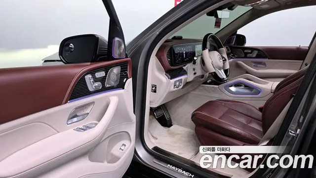 Mercedes-Benz GLS-Class 2023 — фото 13