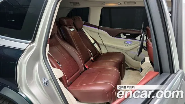 Mercedes-Benz GLS-Class 2023 — фото 17