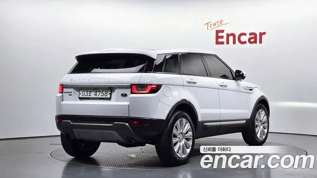 Land Rover Range Rover Evoque 2018 — фото 1