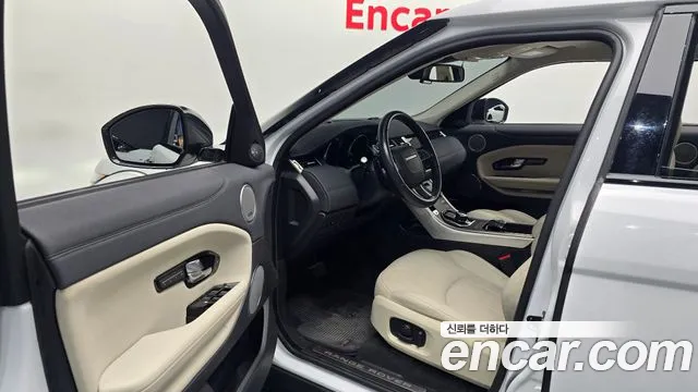 Land Rover Range Rover Evoque 2018 — фото 16