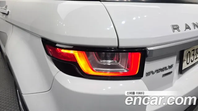 Land Rover Range Rover Evoque 2018 — фото 8