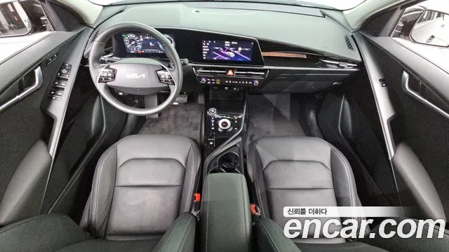 Kia Niro 2024 — фото 10