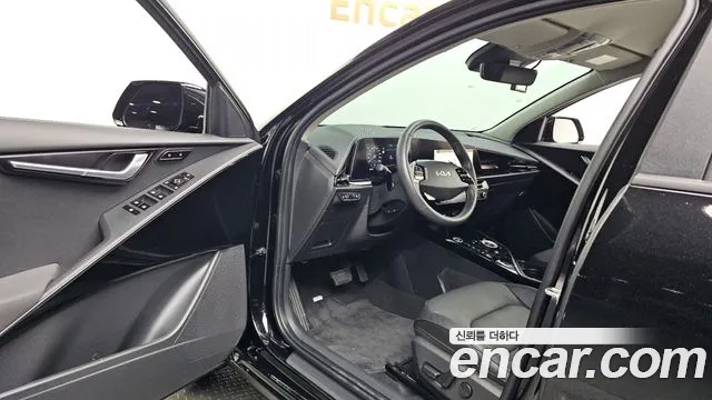 Kia Niro 2024 — фото 13