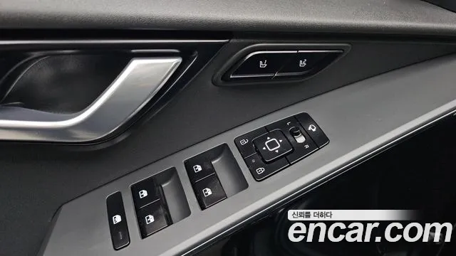 Kia Niro 2024 — фото 19