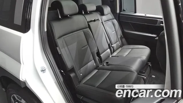 Hyundai Santafe 2024 — фото 11